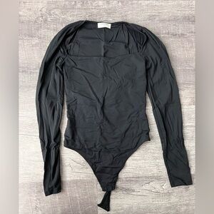 Aritzia Babaton bodysuit